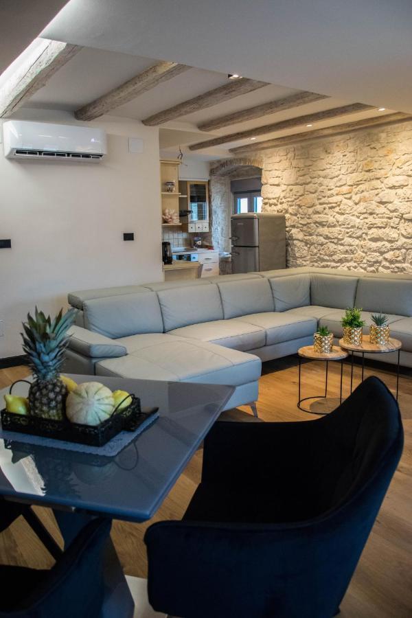 Oli Mare Appartement Poreč Buitenkant foto